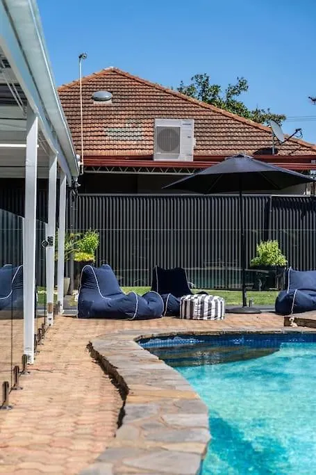 Villa Jupiter & Neptune - In-Ground Pool & Mini Bar Thebarton Australia